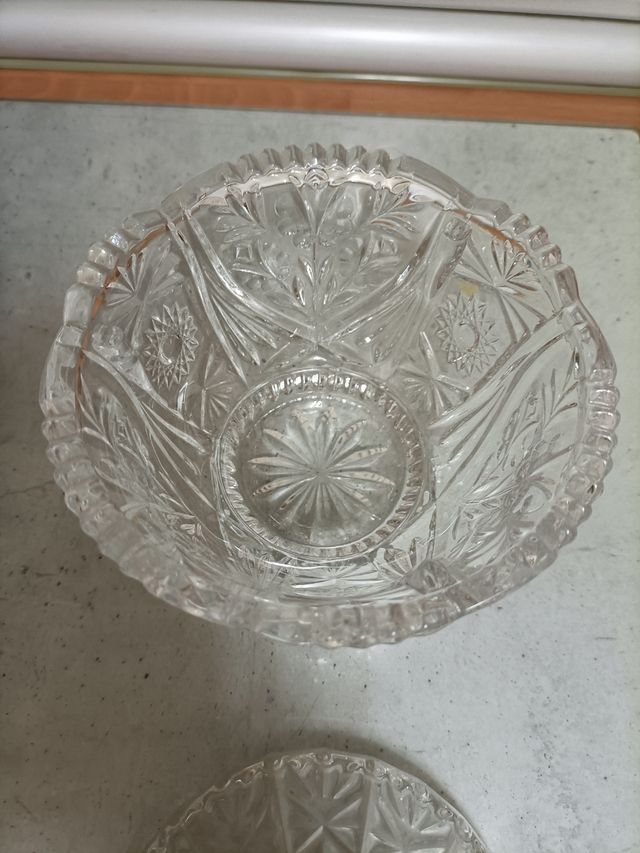 Bombonera de cristal tallado