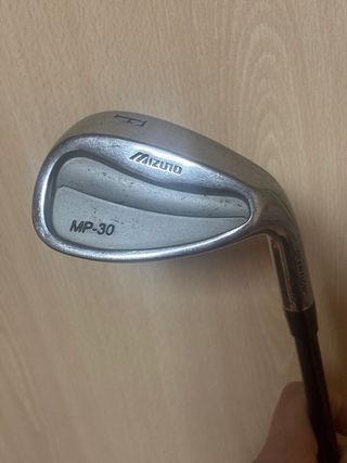 Palo de golf Mizuno MP-30