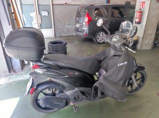 Moto Aprilia Piaggio 125cc 2022