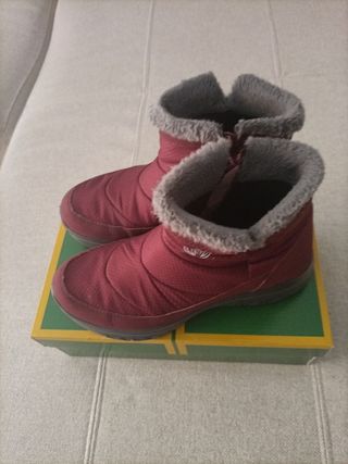 Botines de mujer rojos y grises