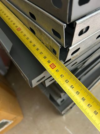 Bandejas de estantería metálicas (pack)