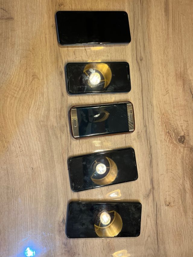 5Móviles Negros Sin Funcionamiento precio negociar