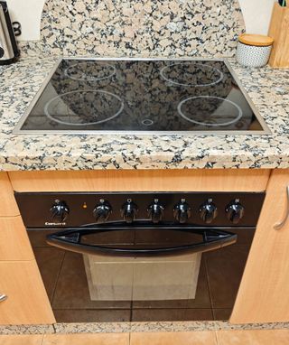 Horno y placa vitrocerámica CORBERÓ