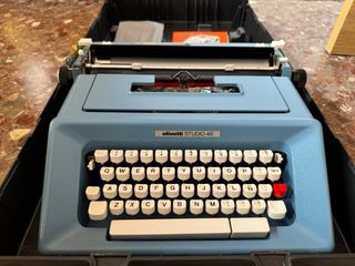Olivetti STUDIO 46 Máquina de escribir.