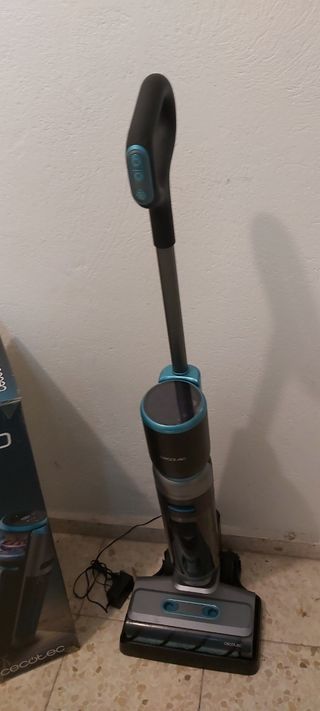 Aspiradora y Fregadora Cecotec FreeGo