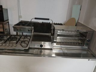 Cocina industrial y plancha