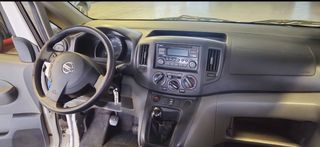 Nissan NV200 2014