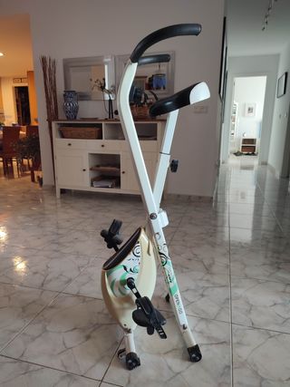 Bicicleta Estática Plegable BH