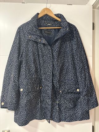 Cortavientos Antea Plus azul estampado