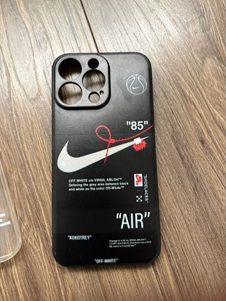 Fundas iPhone 15 Pro Max Off-White
