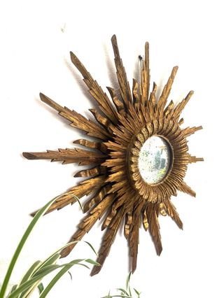 ESPEJO SOL MADERA TALLADA.