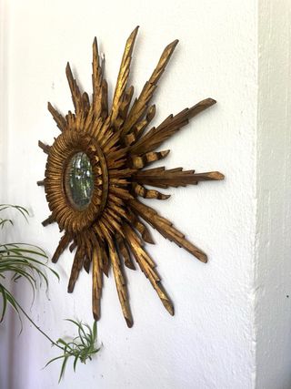 ESPEJO SOL MADERA TALLADA.