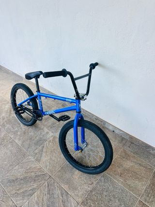 Bicicleta BMX Radio Evol Azul