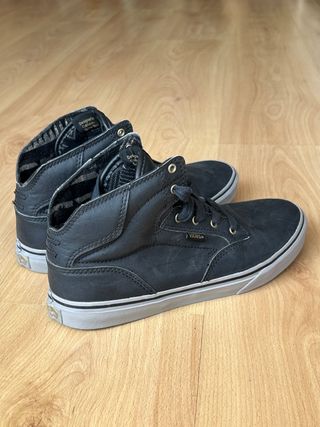 Zapatillas Vans Winston Hi MTE 39 Negro Dorado