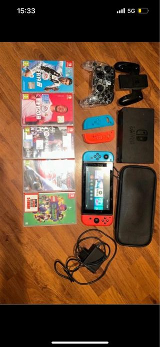 Nintendo Switch + Giochi e Accessori