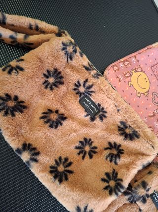funda portátil stradivarius