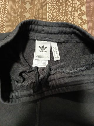Pantalón corto Adidas negro xs