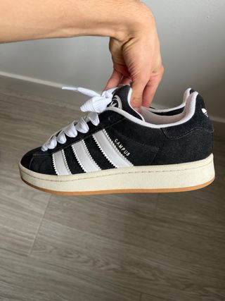 Adidas Campus Negras y Blancas Poco Usadas