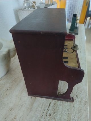 Piano de juguete antiguo Marca Schoenhut