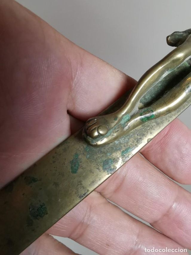 Crocifisso da altare in bronzo