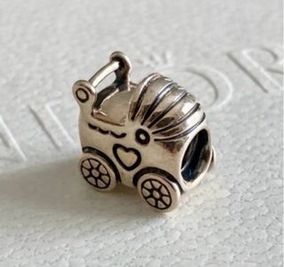 Charm Cochecito Bebé Pandora Plata