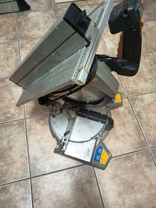 Sierra Ingletadora Virutex TM33L
