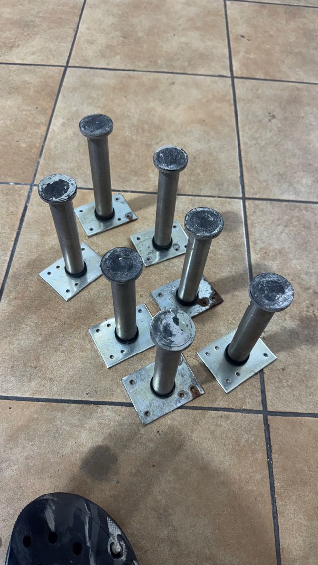 7 patas de acero inoxidable