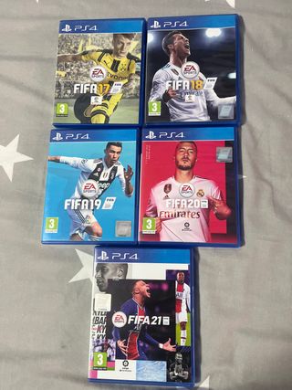 Pacchetto 5 giochi FIFA per PS4:17, 18, 19, 20, 21