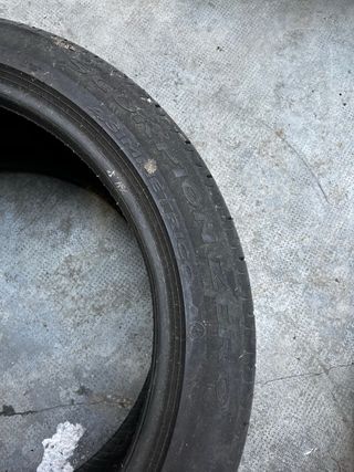 Neumático Pirelli 295/40/22