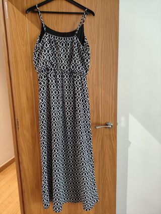 Vestido Only estampado blanco y negro