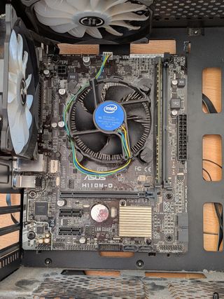 Caja PC Mars Gaming con Placa Base y Procesador