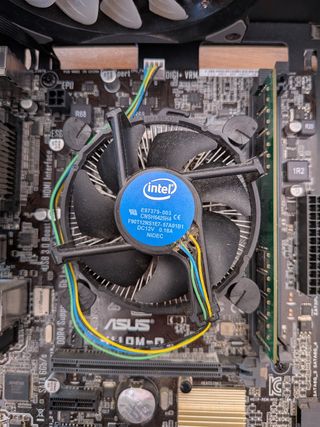 Caja PC Mars Gaming con Placa Base y Procesador