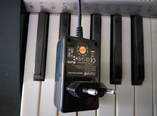 Piano Casio LK- 125 l Más Trípode Gratis