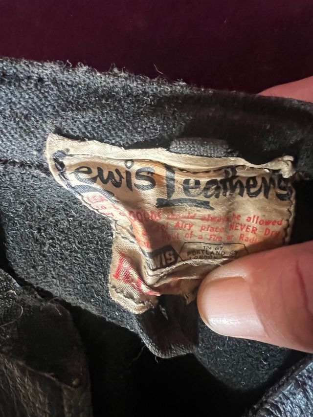 Tuta pelle moto vintage Lewis Leathers anni '70