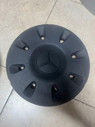Tapacubos Mercedes Vito