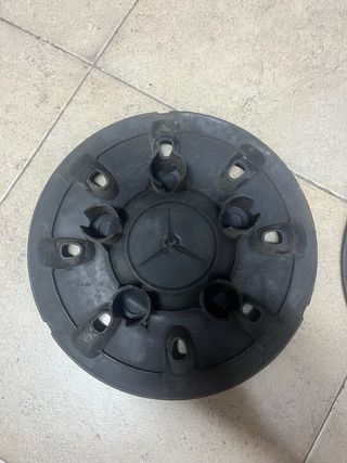 Tapacubos Mercedes Vito