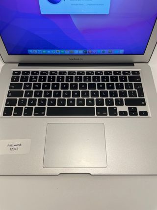Apple MacBook Air 13” Early 2015 i5 1.8GHz 8GB RAM