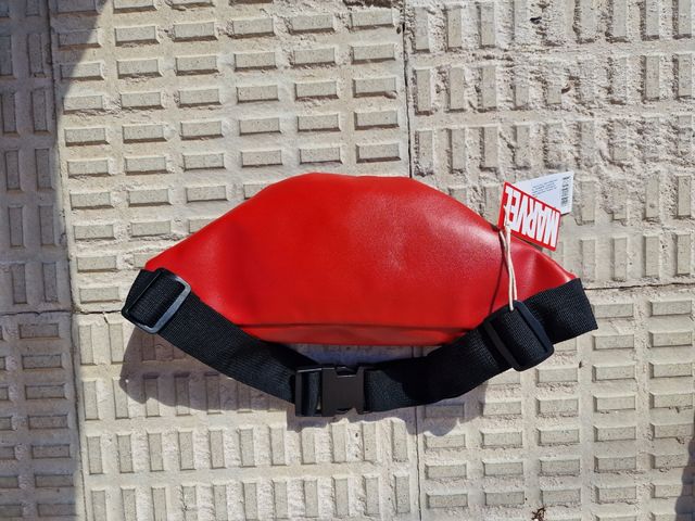 Riñonera Spiderman Marvel Roja Nueva