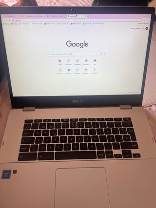 Portátil ASUS Plata