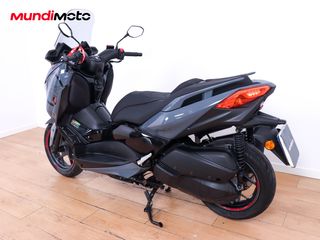 YAMAHA X-MAX 300 TECH MAX