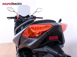 YAMAHA X-MAX 300 TECH MAX