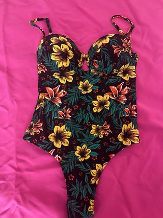 Bañador Billabong flores negro talla S