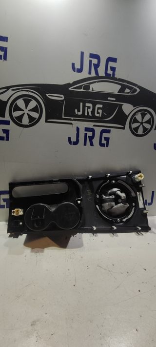 80 CONSOLA CENTRAL Y TAPA PALANCA CAMBIO MAZDA CX-