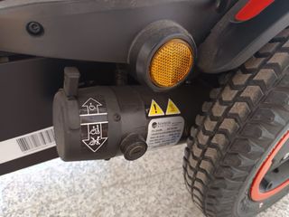 silla de ruedas eléctrica 