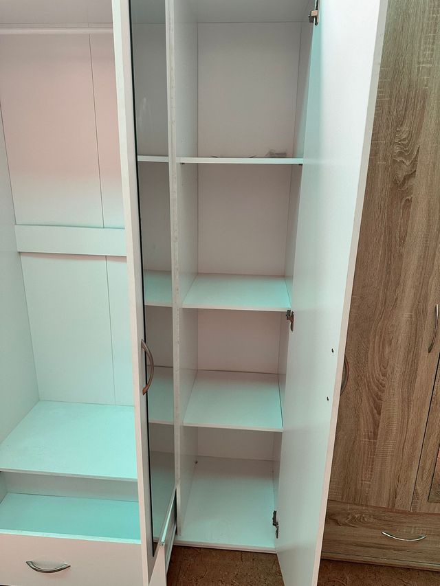 Armario 3 puertas blanco y madera