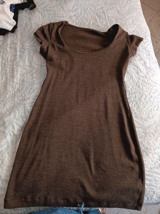 Vestido marrón manga corta de otoño. 