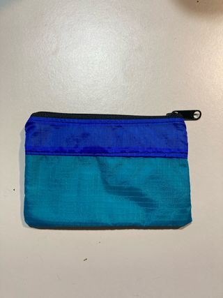 Monedero azul y turquesa