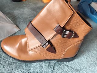 Botines marrones mujer con hebillas