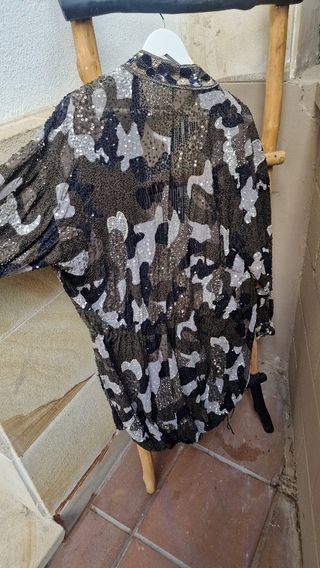 Chaqueta militar bordada lentejuelas