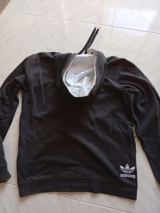 Felpa Adidas con cappuccio nera